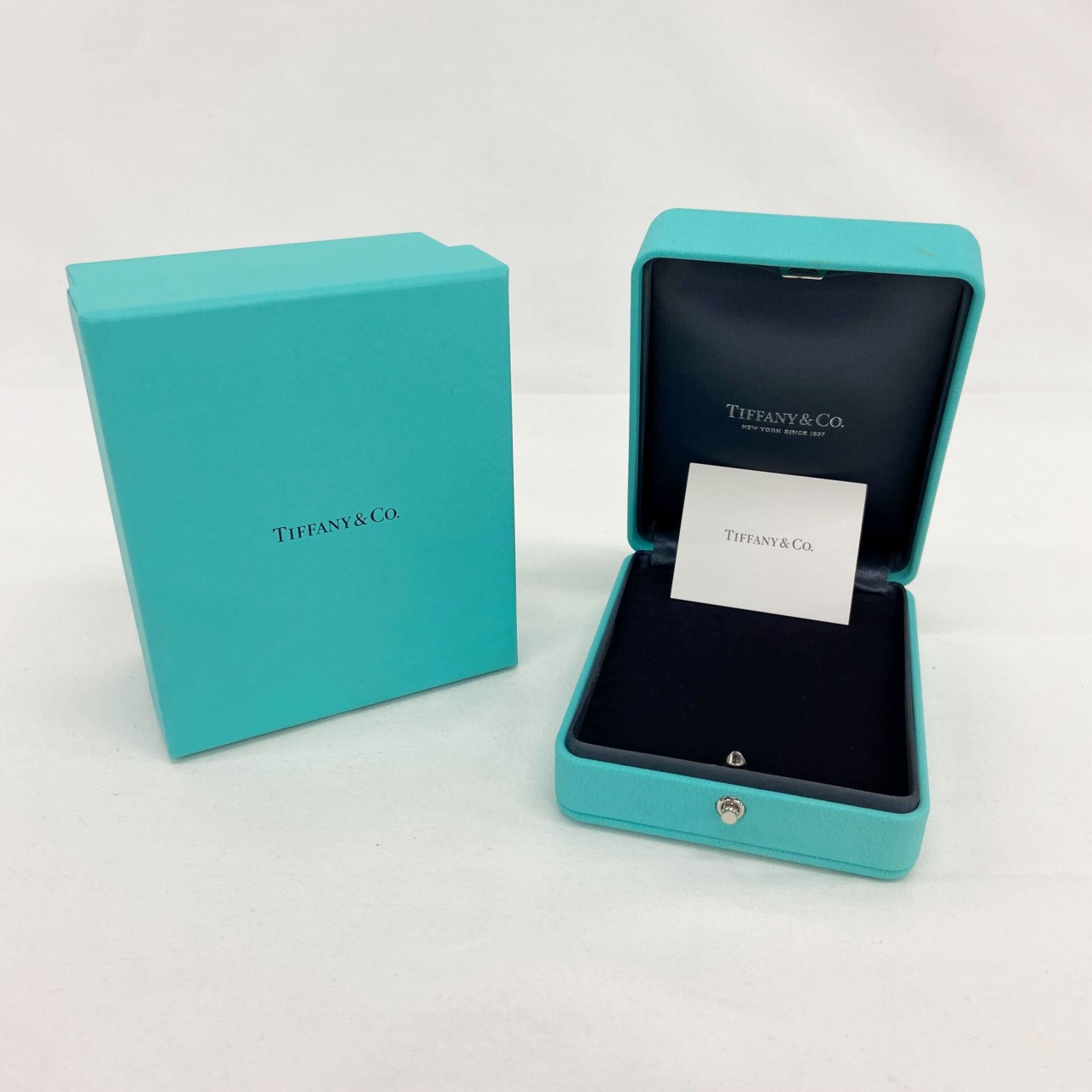 Tiffany ティファニー　Tスマイルペンダント　スモール　ネックレス ティファニー T スマイル ペンダント イエローゴールド