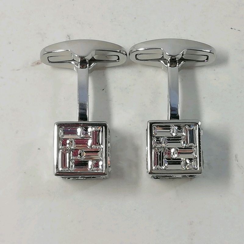 中古】【送料無料】スワロフスキー カフス キューブ型 クリスタル