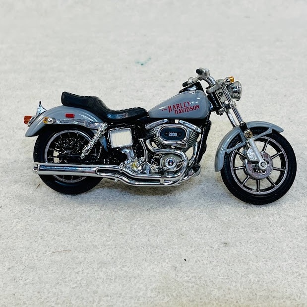 フランクリンミント1957年ハーレーダビットソン・スポーツスター 1/24 フランクリンミント1957年ハーレーダビットソン・スポーツスター