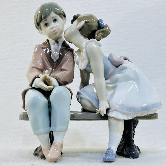 中古】リヤドロ LLADRO No.7635 おさななじみ もう10才 成長中 Ten and 