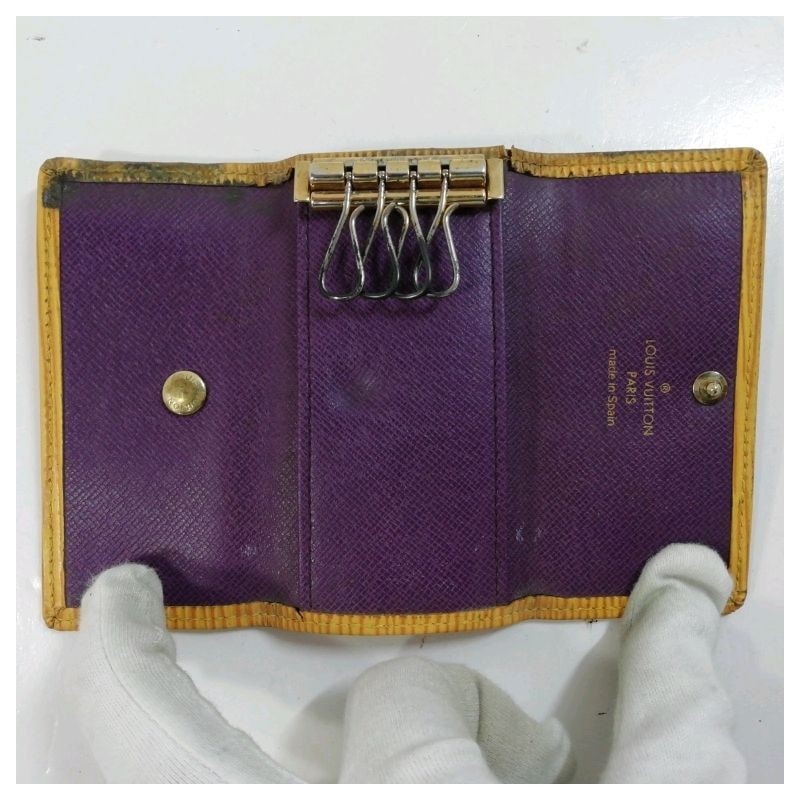 中古】【送料無料】LOUIS VUITTON エピ 4連キーケース M63829 タッシリ