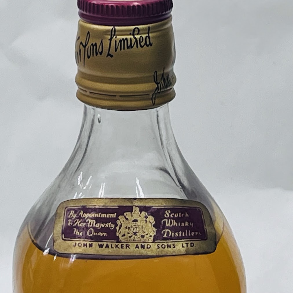 未成年の飲酒は法律で禁じられています】ジョニーウォーカー 赤