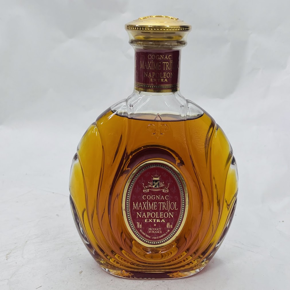 未成年の飲酒は法律で禁じられています】マキシム・トリジョール