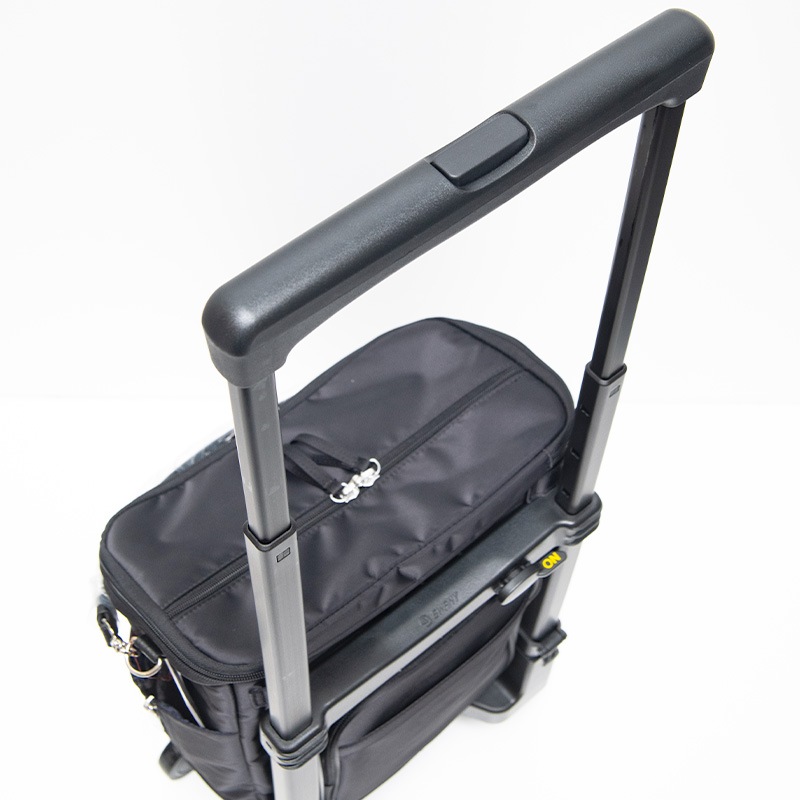 スワニー D-549 ジップVI M18 13L 4輪ストッパー ソフトキャリー