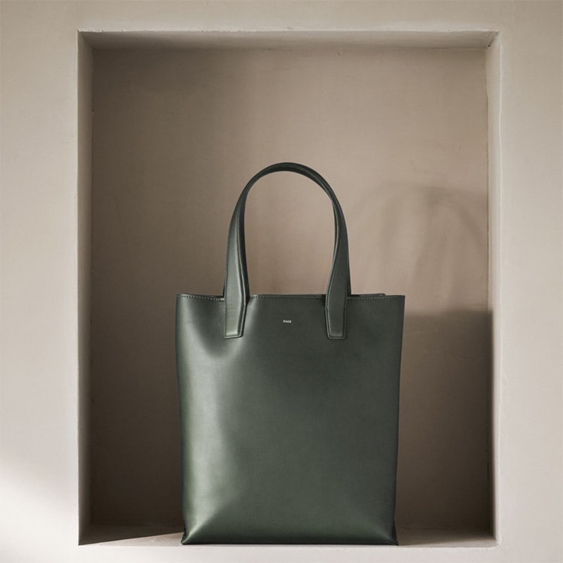 FARO Calma Tote Tall ファーロ カーマトートトール レザー