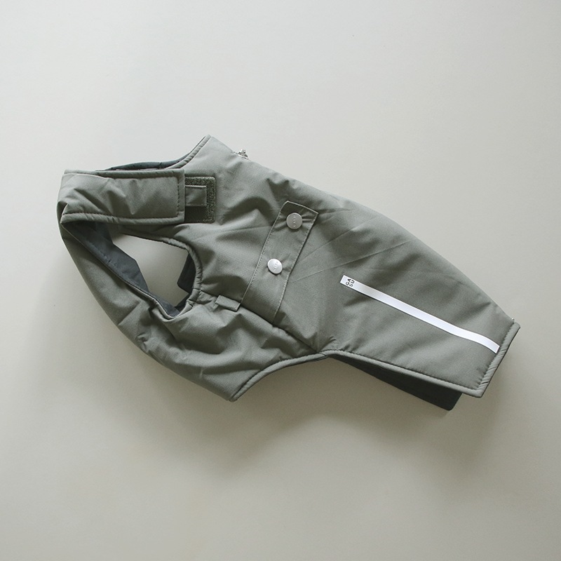 ���ͥ��󥵥졼�ȏ�� �ɿ����ʥ٥��� - Khaki<br> 3M Thinsulate��� Waterproof Futuristic Padded Vest