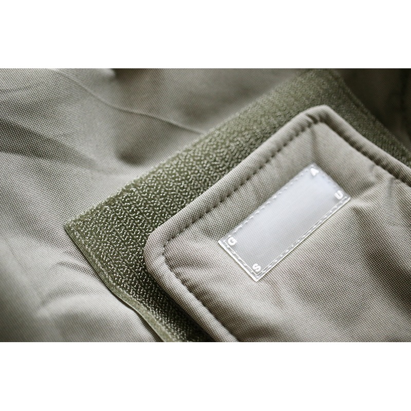 ���ͥ��󥵥졼�ȏ�� �ɿ����ʥ٥��� - Khaki<br> 3M Thinsulate��� Waterproof Futuristic Padded Vest