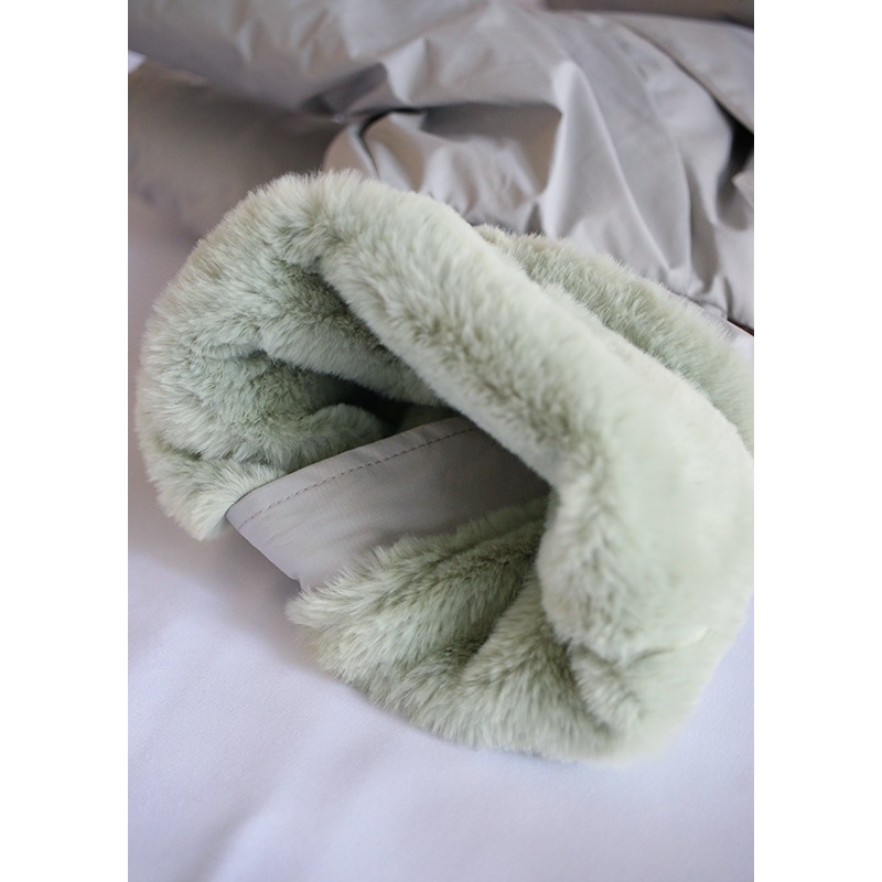 ���ͥ��󥵥졼�ȏ�� �ɿ�ܥ�塼�ॹ�Ρ�������<br>3M Thinsulate��� Antistatic Down-Feel Ultra-Waterproof Extra-Thick 4-Legged Padded Snowsuit