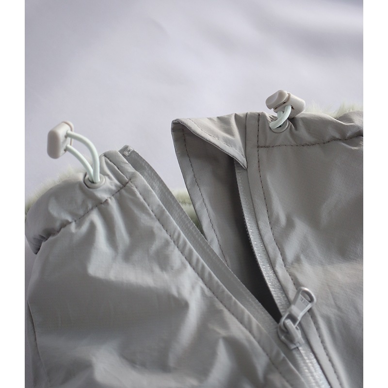 ���ͥ��󥵥졼�ȏ�� �ɿ�ܥ�塼�ॹ�Ρ�������<br>3M Thinsulate��� Antistatic Down-Feel Ultra-Waterproof Extra-Thick 4-Legged Padded Snowsuit