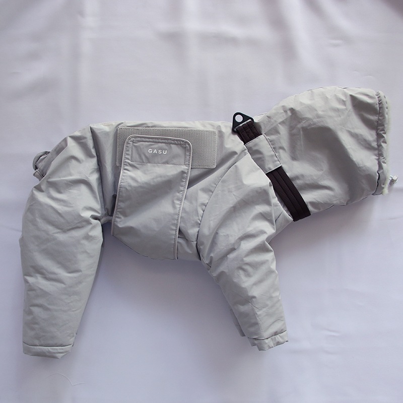 ���ͥ��󥵥졼�ȏ�� �ɿ�ܥ�塼�ॹ�Ρ�������<br>3M Thinsulate��� Antistatic Down-Feel Ultra-Waterproof Extra-Thick 4-Legged Padded Snowsuit