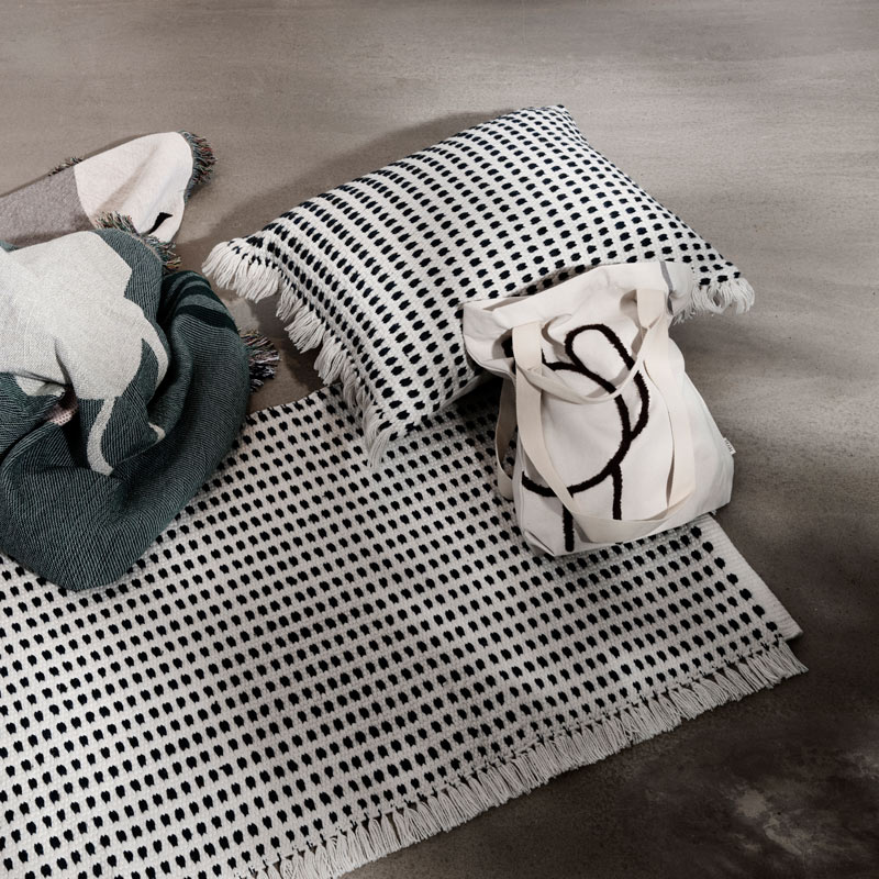 ��SALE�� WAY CUSHION