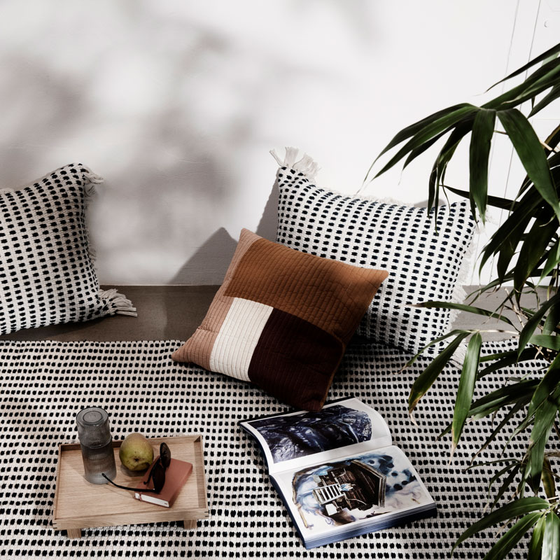 ��SALE�� WAY CUSHION