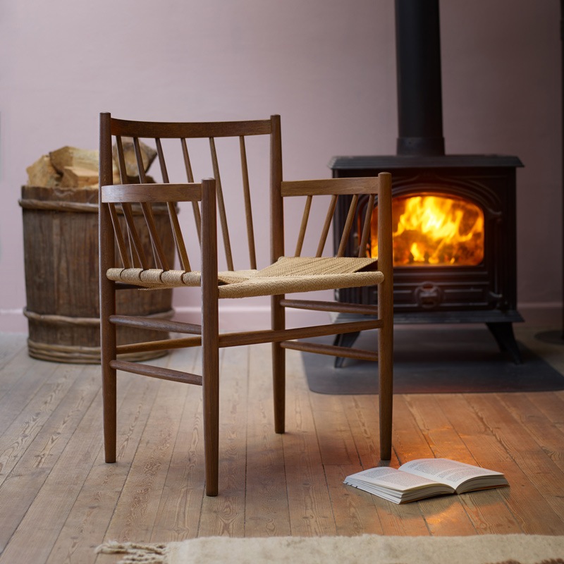 J81 oak natural