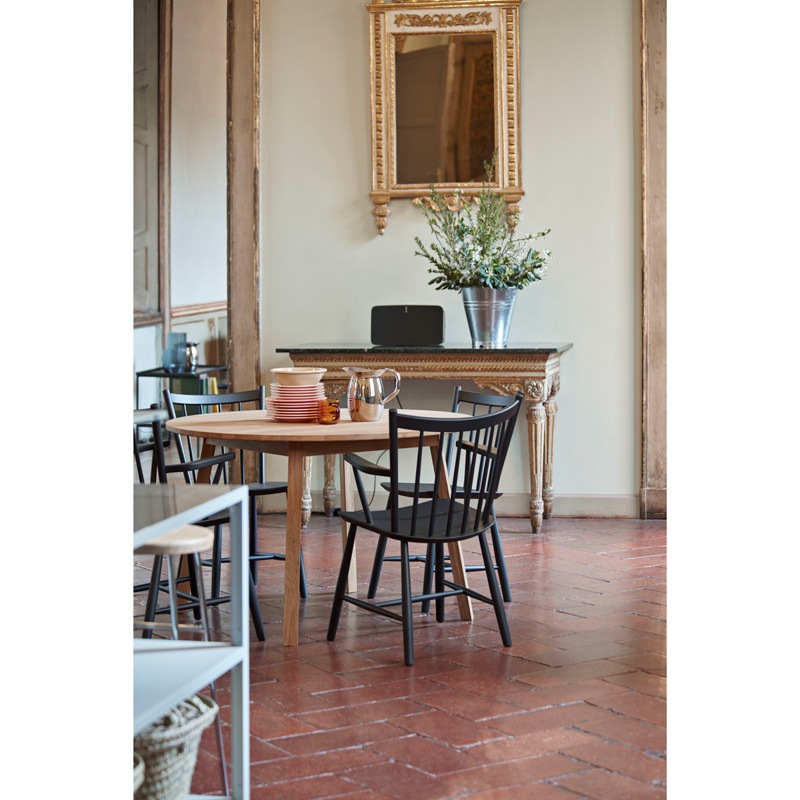J42 CHAIR