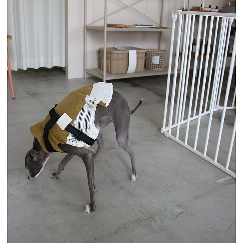 ���ݡ��ƥ��٥��ȡʥϡ��ͥ���°��- Brass*Grey <br> GASU Vari���t��� ��Sporty Vest With  Harness