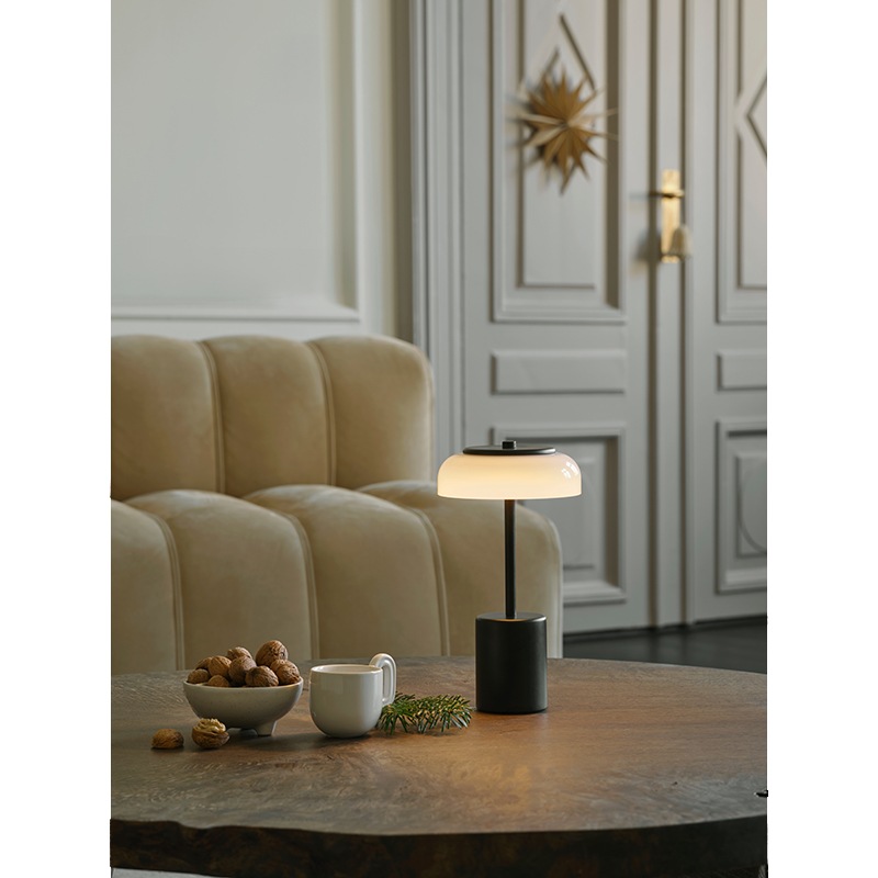 NUURA / BLOSSI TABLE MINI PORTABLE - Black
