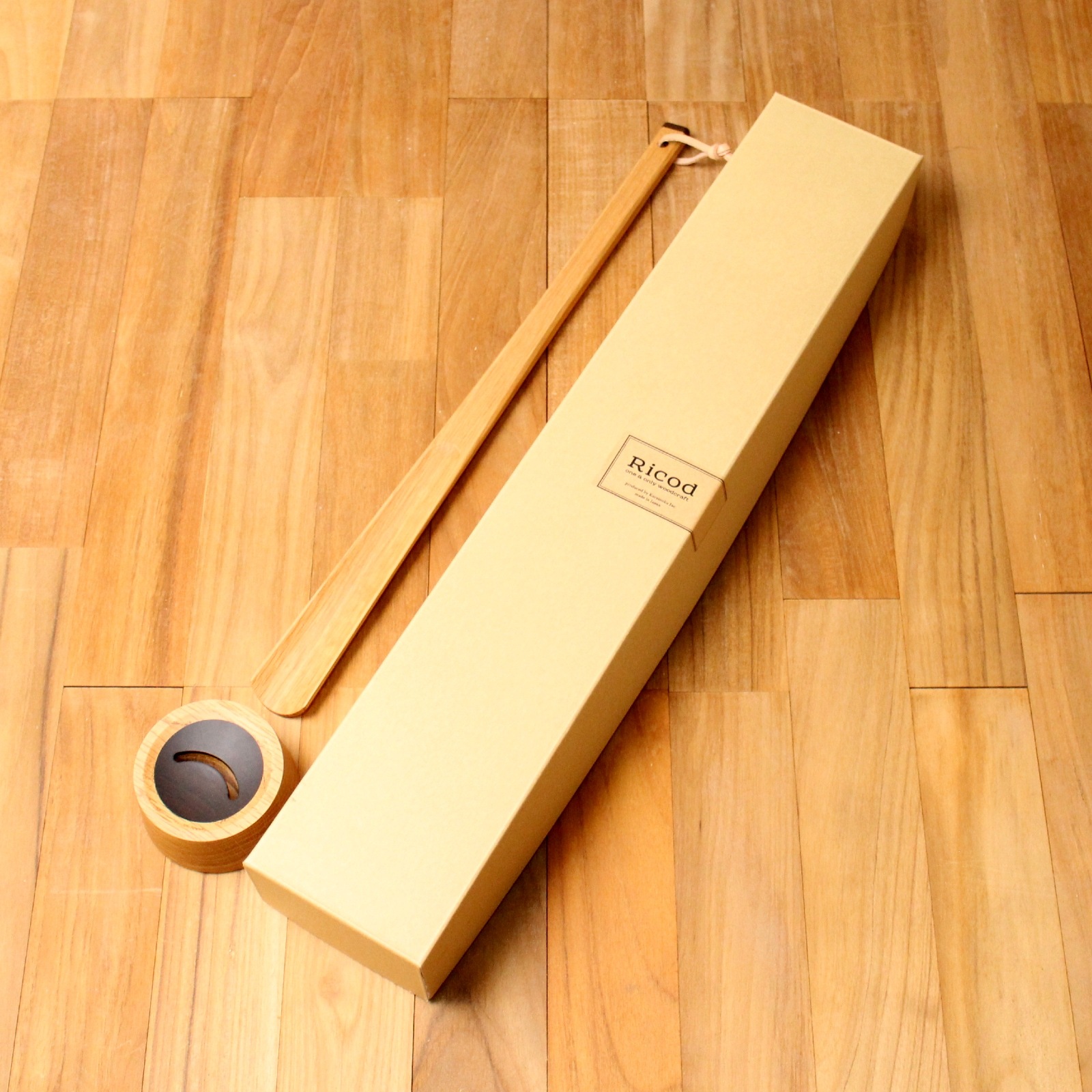 靴べら 専用台付』 | Interior／Goods（木製インテリアグッズ） | Ricod