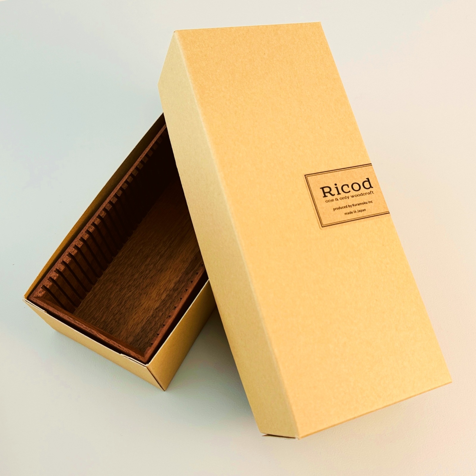 『名刺ストッカー』