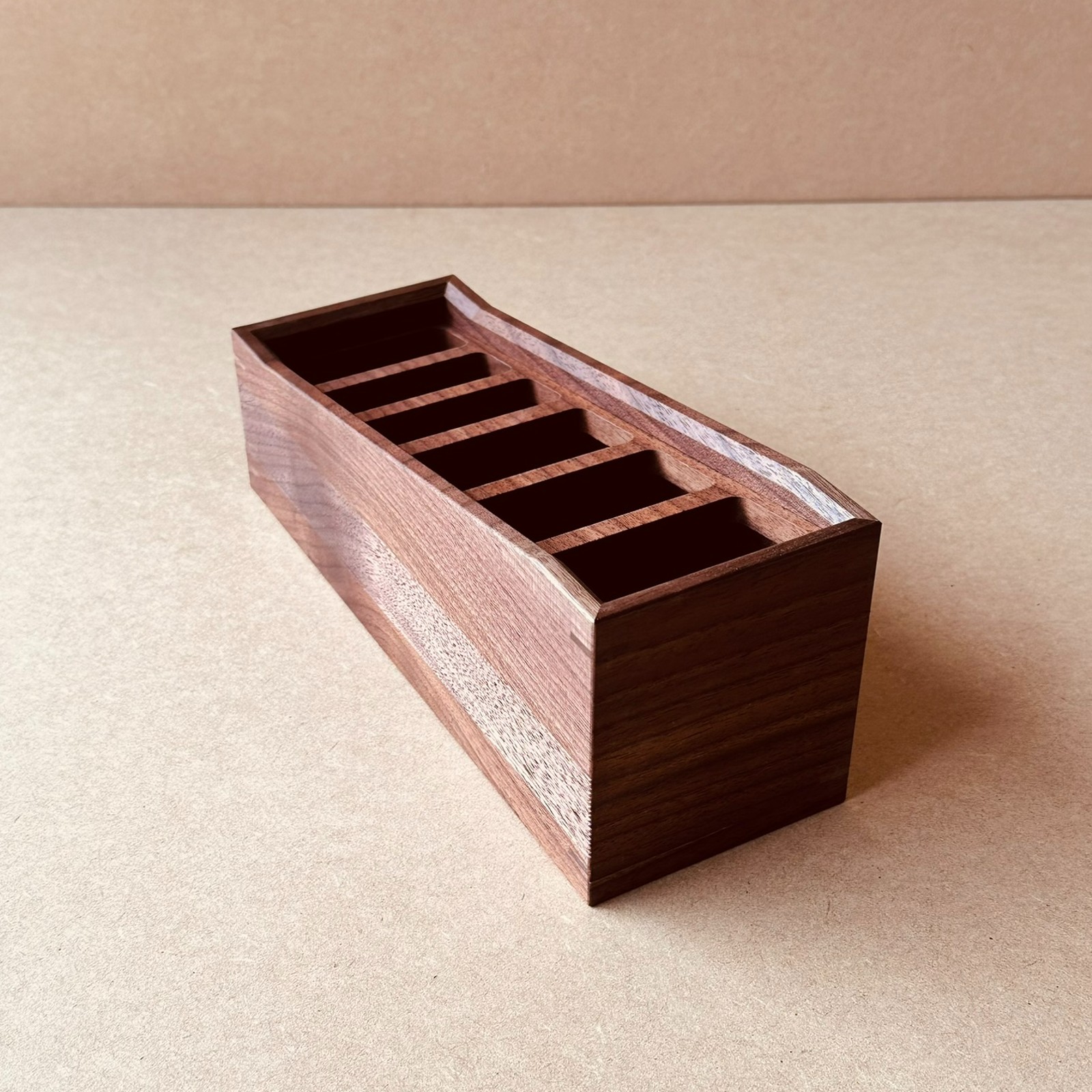 Outlet  リモコンスタンド  Walnut-02