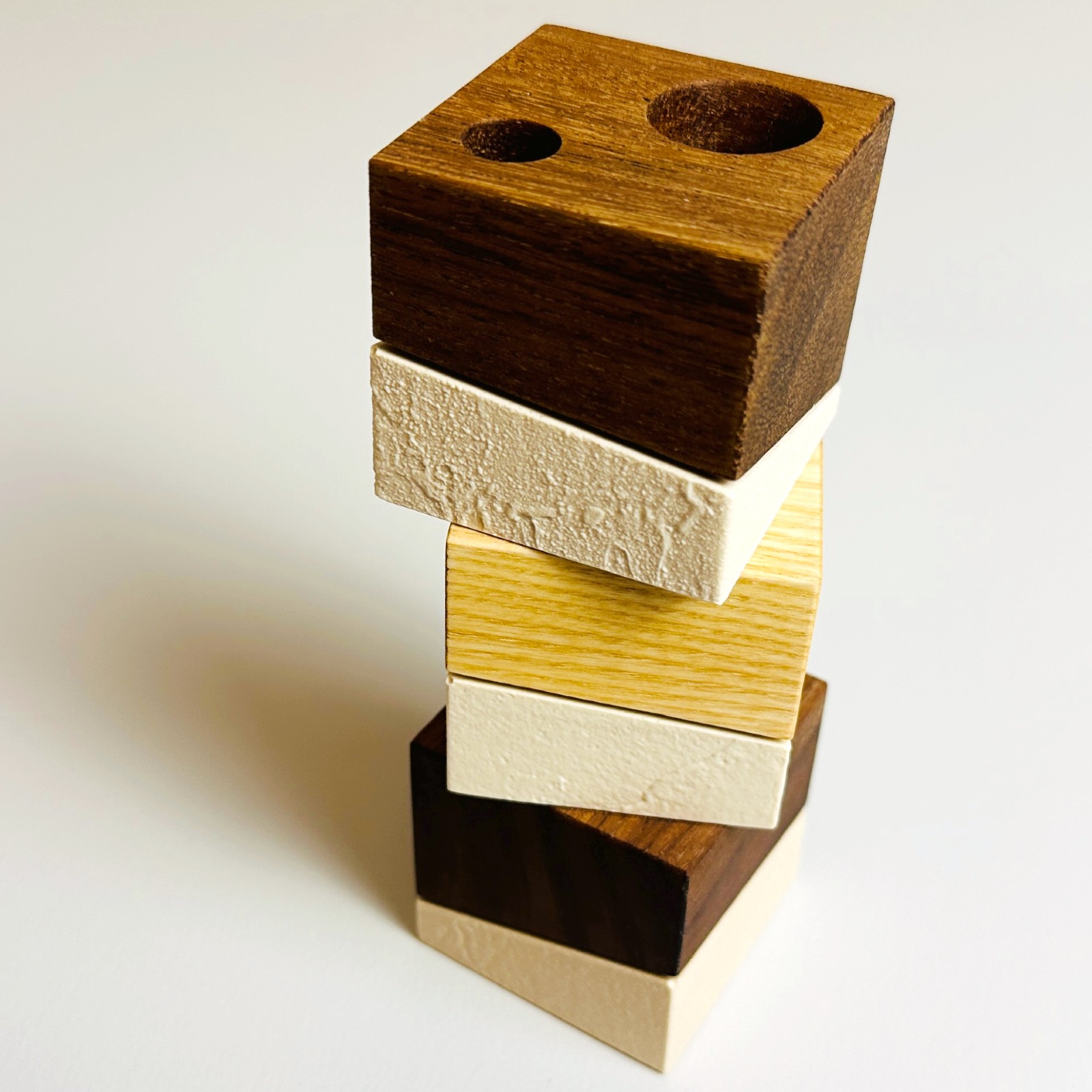 『ハンコスタンド』