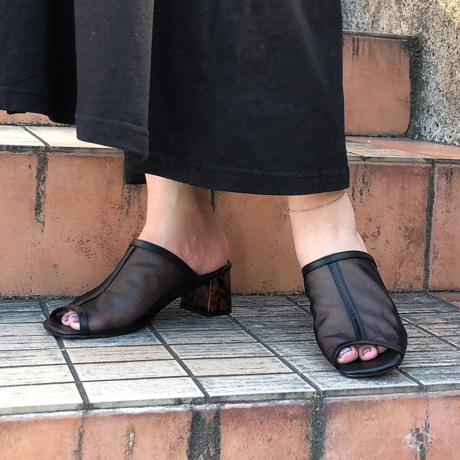 シースルーミュール
