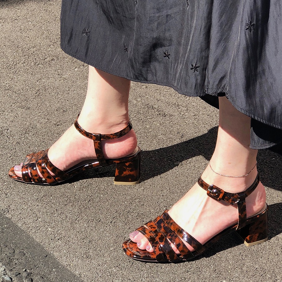 ���åѡ��ǥ����󥵥����