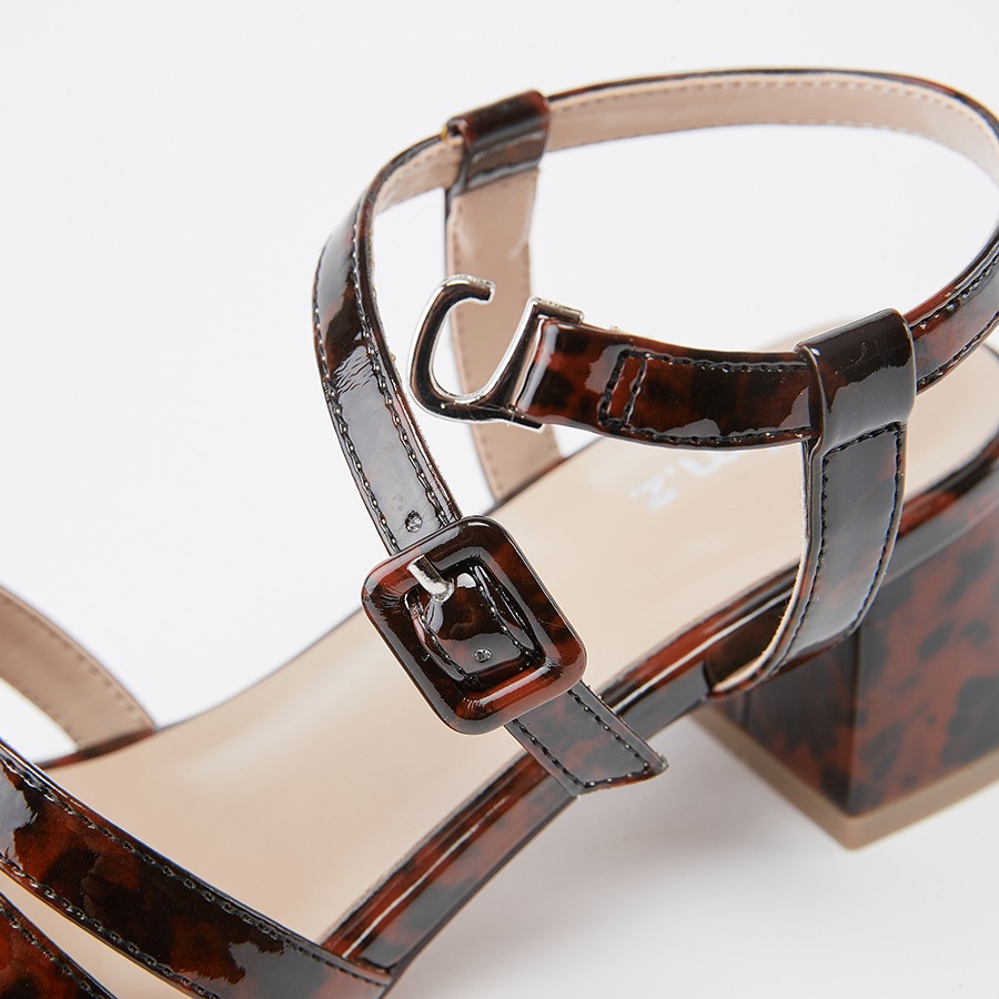 ���åѡ��ǥ����󥵥����