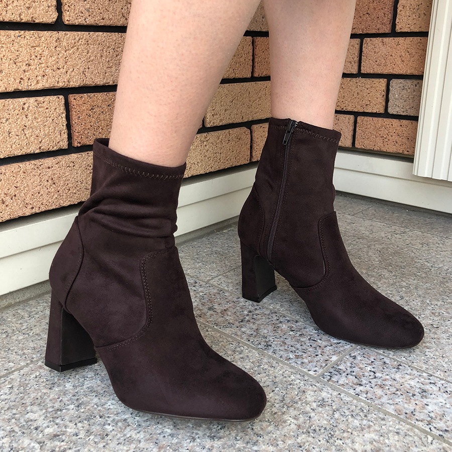 �ǥ�����ҡ���