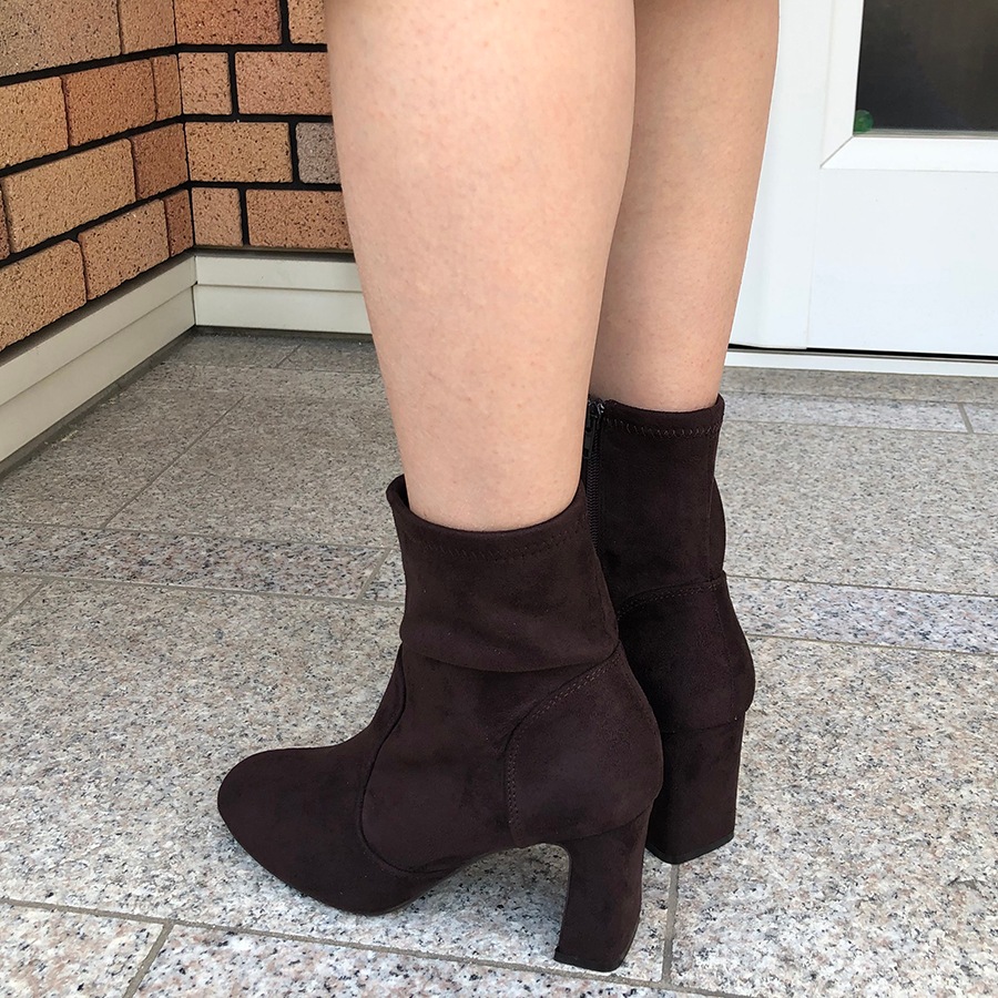 �ǥ�����ҡ���