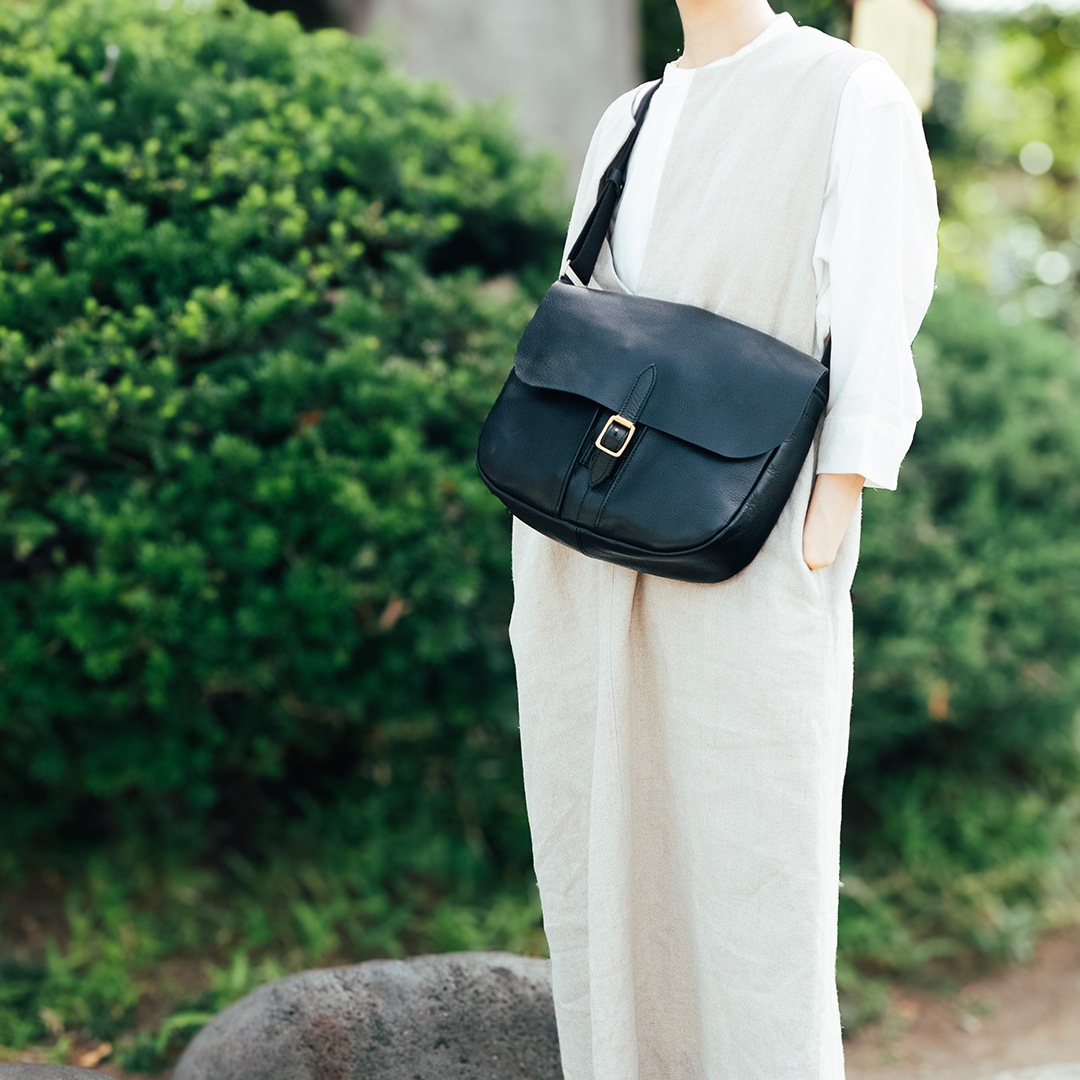 [再入荷待ち]ピリオドバッグ．　 ショルダーバッグ