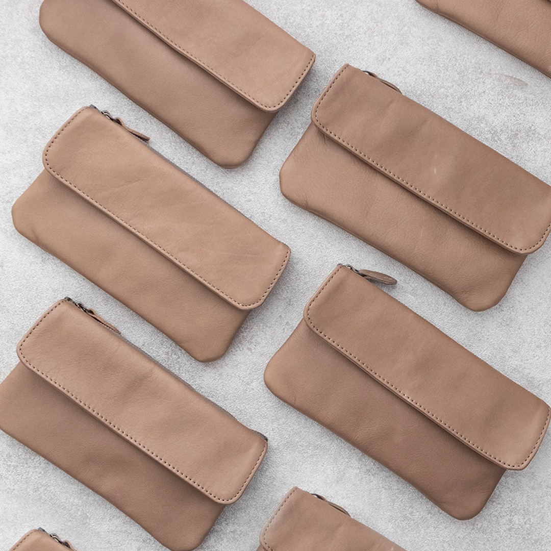 小さな長財布 / シンプルな2ポケット薄型長財布