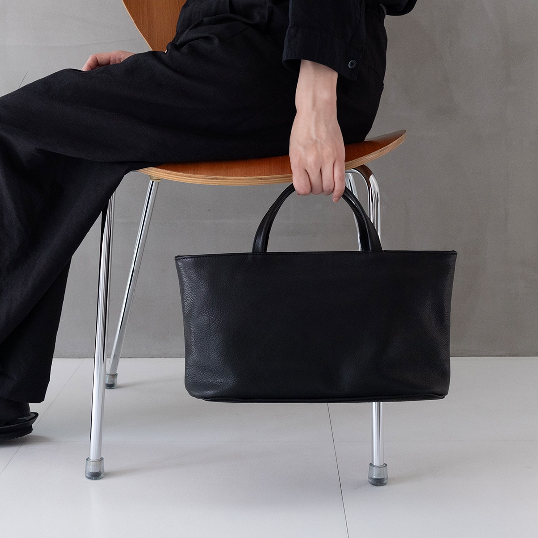 ふた付きがうれしい フラップワイドトート | flap wide tote