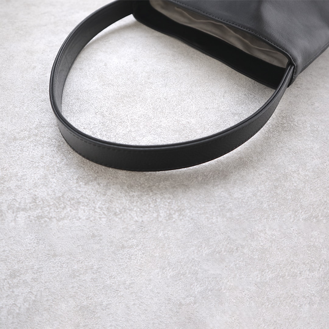 スクエアワンハンドルトート | Square One-Handle Tote