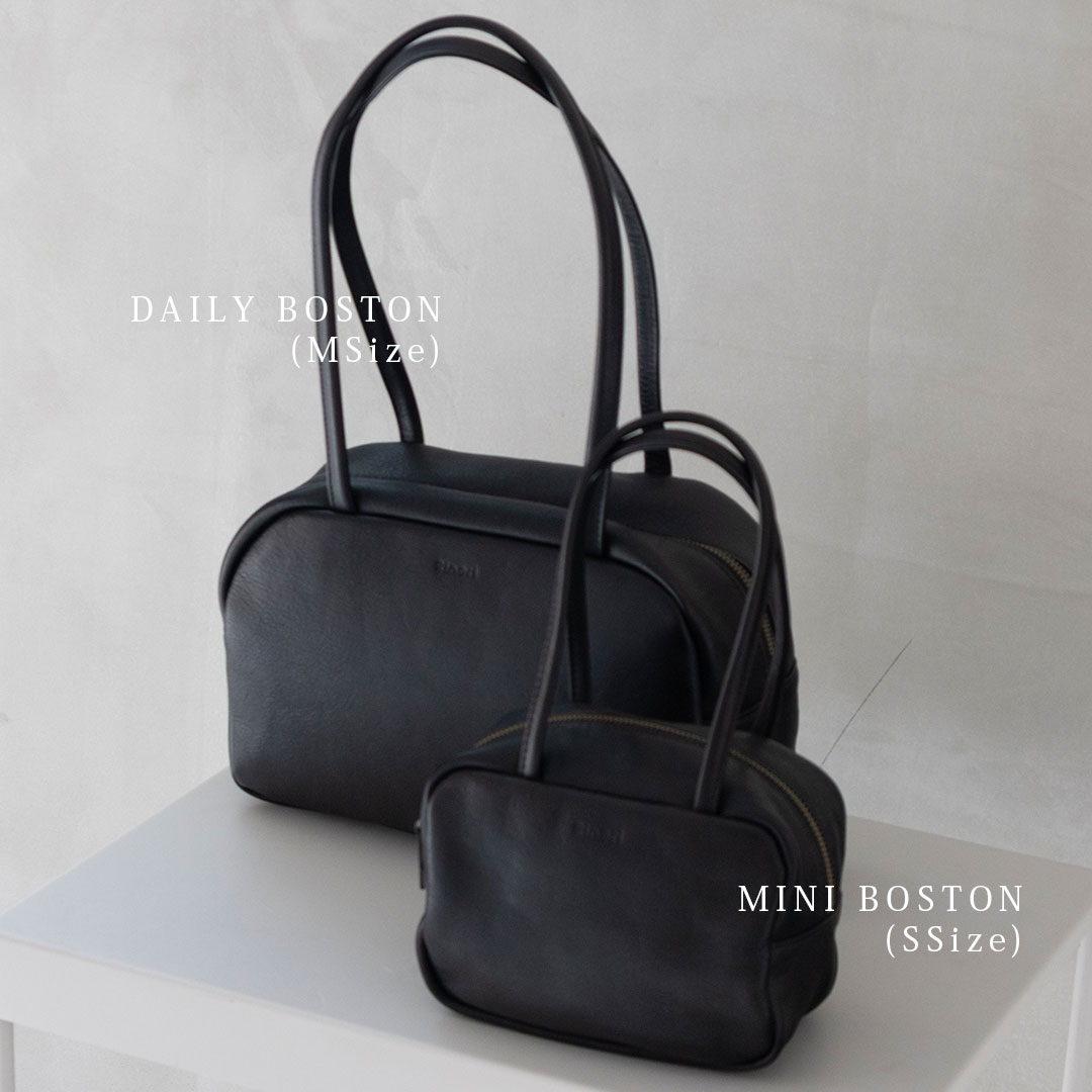 肩掛けできる、ゆったりきちんとデイリーボストン(M)| Daily Boston