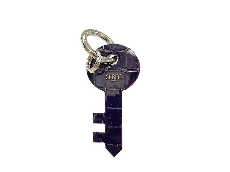 クロコダイル　ツヤ　鍵型チャーム　パープル