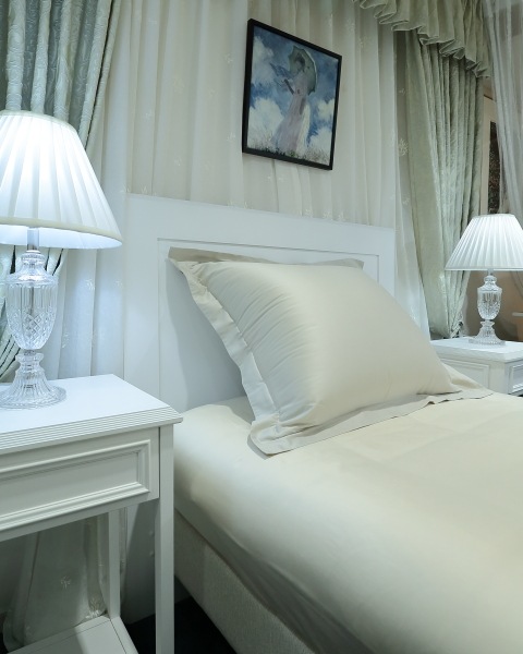 �����ɥ꡼���ѥ饹