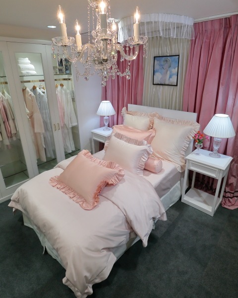 �ϡ��ա��ϡ��ա��ե�롦�٥åɥ�ͥ�