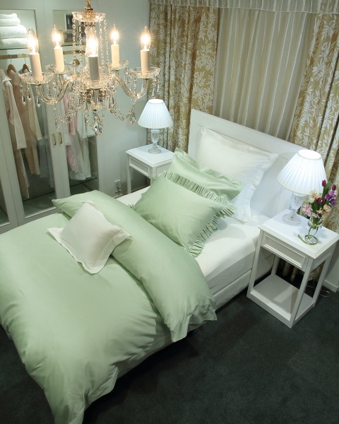 �ϡ��ա��ϡ��ա��ե�롦�٥åɥ�ͥ�