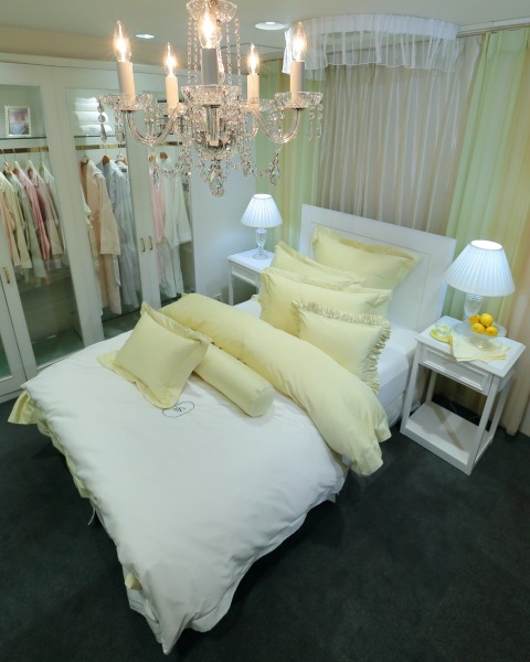 �ϡ��ա��ϡ��ա��ե�롦�٥åɥ�ͥ�