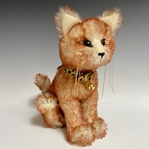 賢そうな妹リス ぬいぐるみ ハンドメイド 海外作家様 アーティストベア 賢そうな妹リス ぬいぐるみ ハンドメイド 海外作家様