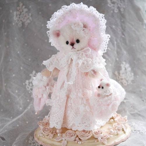 田中富美子先生　作家　ベア台座付き 田中富美子【うさぎ】 | 清里高原メイフェア