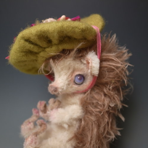 タチムラ シヲリ Anything I'm Not ハリネズミ 「 抽選販売