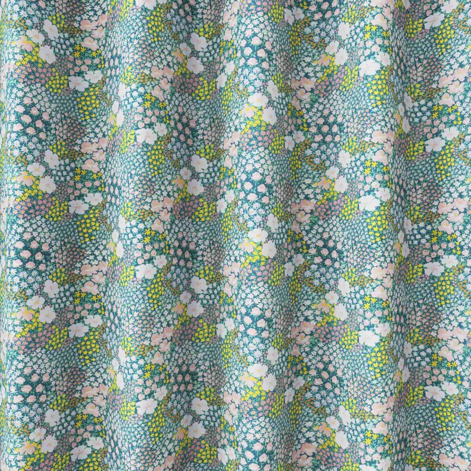 お急ぎ便】□既製カーテン□お花畑をイメージした華やかさと優しさを