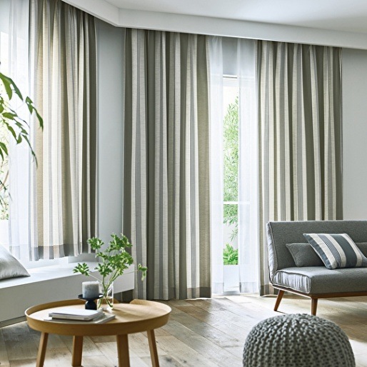 大胆なストライプのドレープカーテン | すべての商品 | 1cm単位