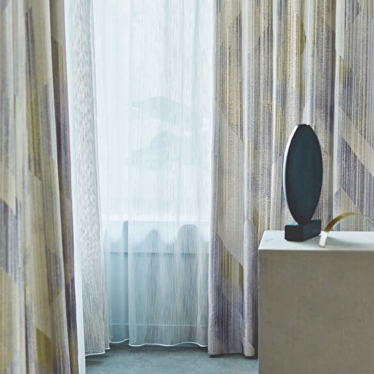 1_000000000426.jpg?1678209906