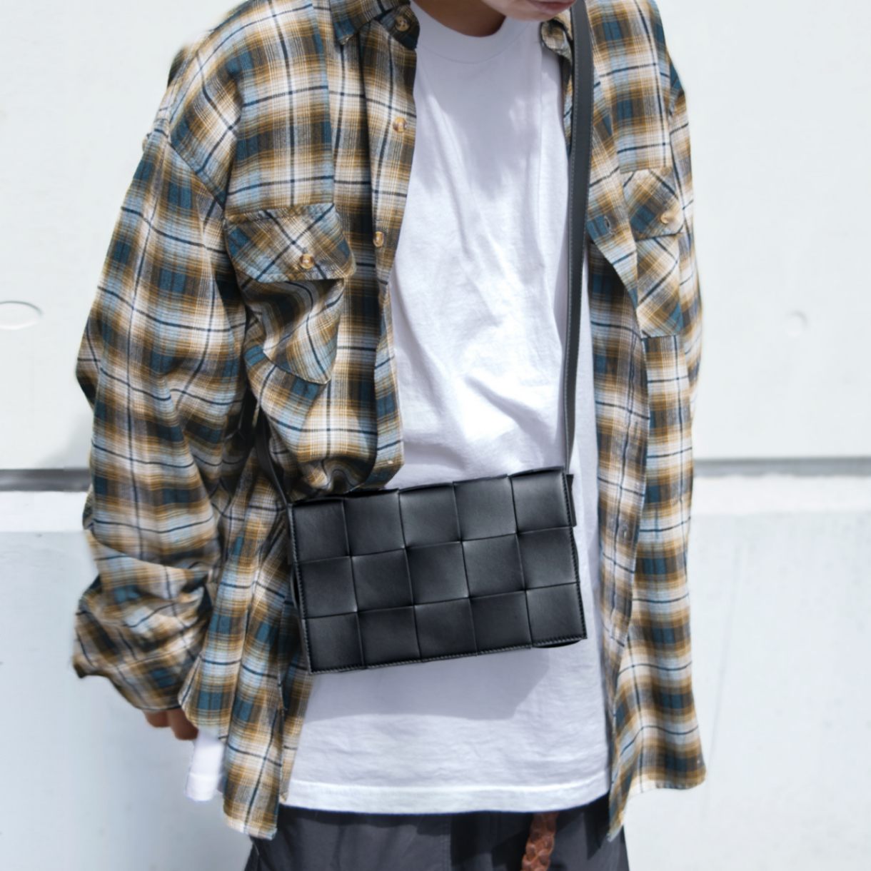 BOTTEGA VENETA ボッテガ カセットショルダー バッグ レザー