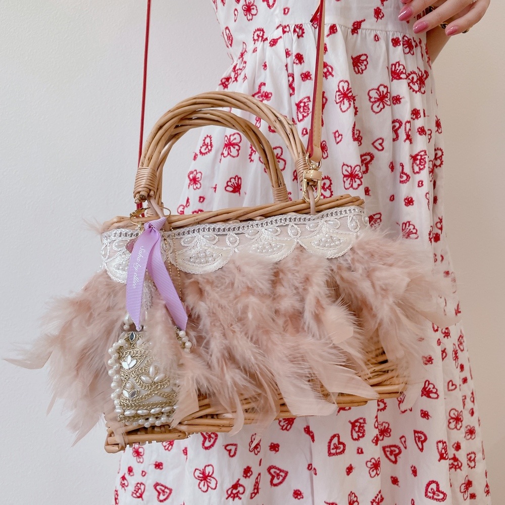 ���㡼�� Pale Chandelier