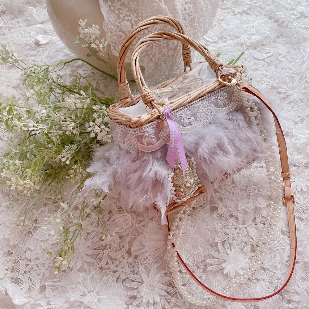 ���㡼�� Pale Chandelier