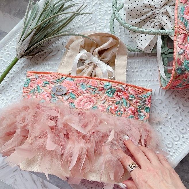 限定アウトレットセール：通販 Coral トート Wink BAG・Accessory,♡Fluffyシリーズ | トートバッグ
