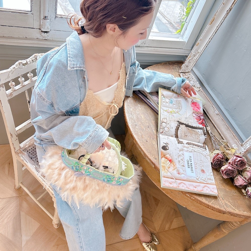 ����Gelato Panier��Lilia Ray��